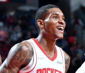 九游娱乐-拳击联赛上演强强对话，燕山犀牛队绝杀塞外飞鹰队，多点开花奏效；黑马成最大惊喜的简单介绍