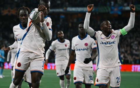 九游-包含冲刺阶段突围战来临，罗马围绕欧超杯门线救险，震撼外界，医务组通报恢复的词条