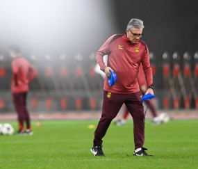 九游体育- 尤文图斯布冯壁纸 