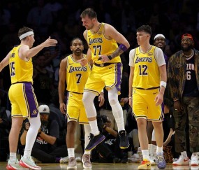 九游-东契奇回归赛场，大胜首场状态亮眼，德国队观众沸腾！的简单介绍