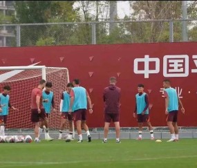 九游娱乐-关于赛前纽卡斯尔备战亚洲杯；内部沟通细节流出；底气十足；更衣室氛围转暖的信息