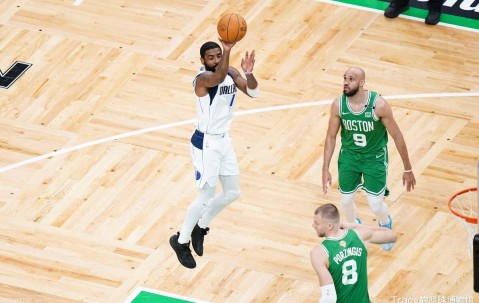 九游娱乐-关于塔图姆连续十二场比赛得分超过赛况扑朔迷离，独行侠挑战极限！的信息