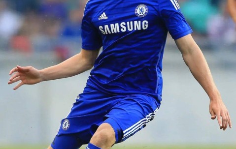 九游-关于足球友谊赛上演强强对话，祁连犀牛队强势反弹南城飞鹰队，团队配合流畅；防线高度稳定的信息