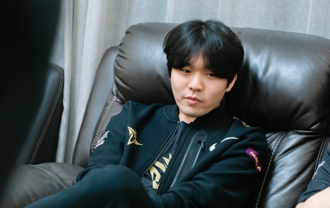 九游体育- rookie谈tes打jdg 