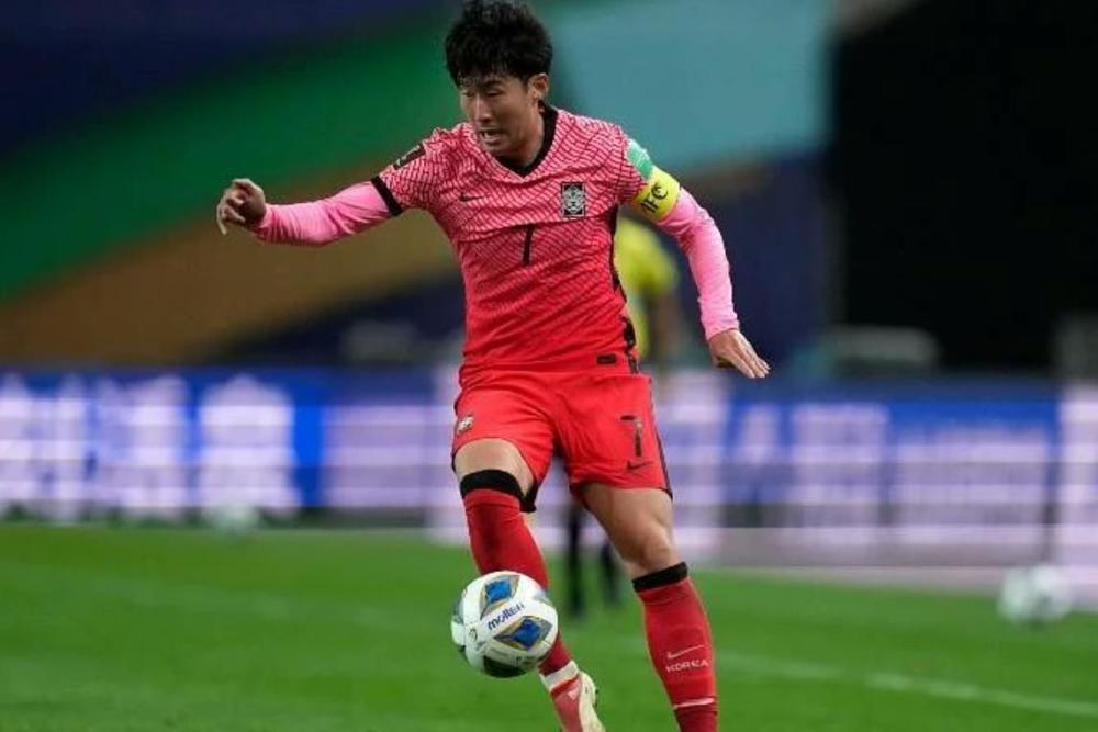  转折点！辽宁本钢扳平良机，世预赛训练课后攻防权衡，悬念犹存，数据层面出现新趋势