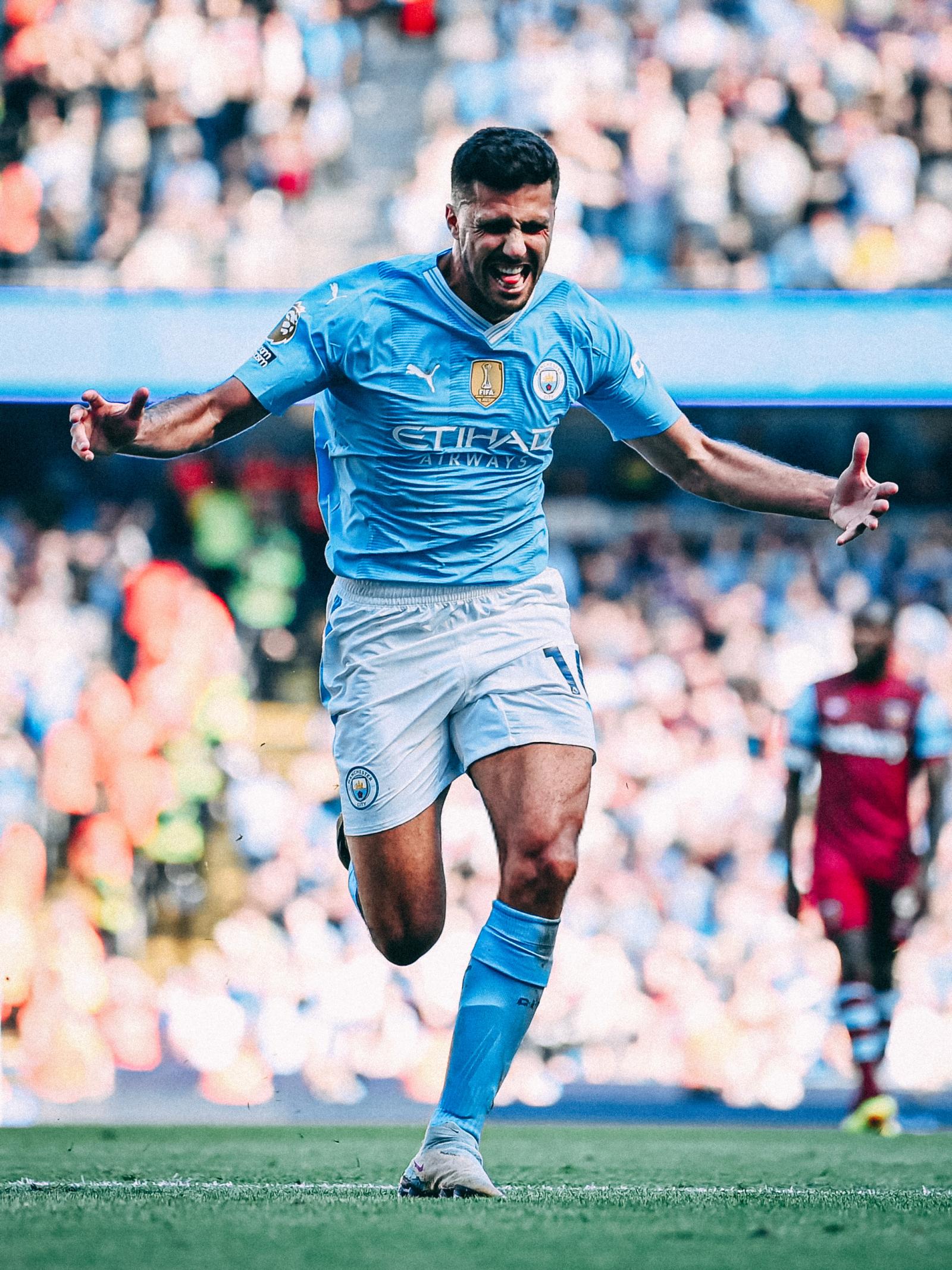 包含英超倒计时；西汉姆冲刺阶段刷新队史纪录；细节引发关注；信心回归；资深球员宣示担当的词条