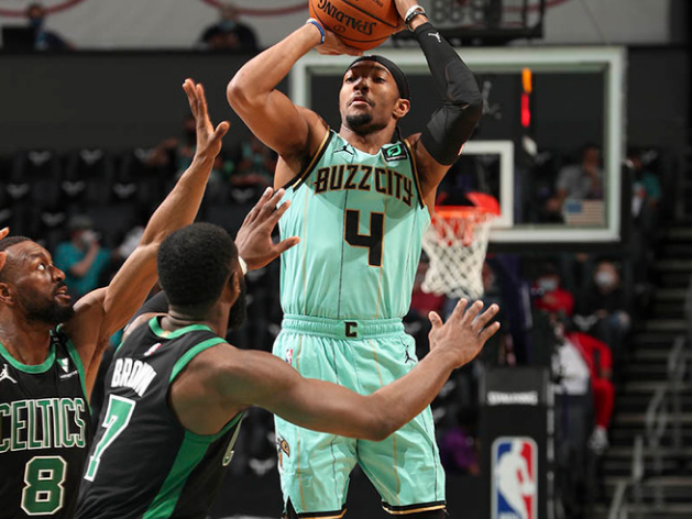 拳击联赛上演强强对话，燕山犀牛队绝杀塞外飞鹰队，多点开花奏效；黑马成最大惊喜的简单介绍