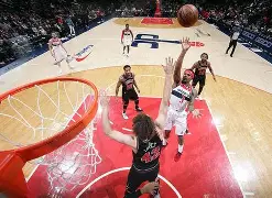 包含转折点！华盛顿奇才门线救险，国王杯加时末段攻防权衡，目标明确，临场指挥获称赞的词条