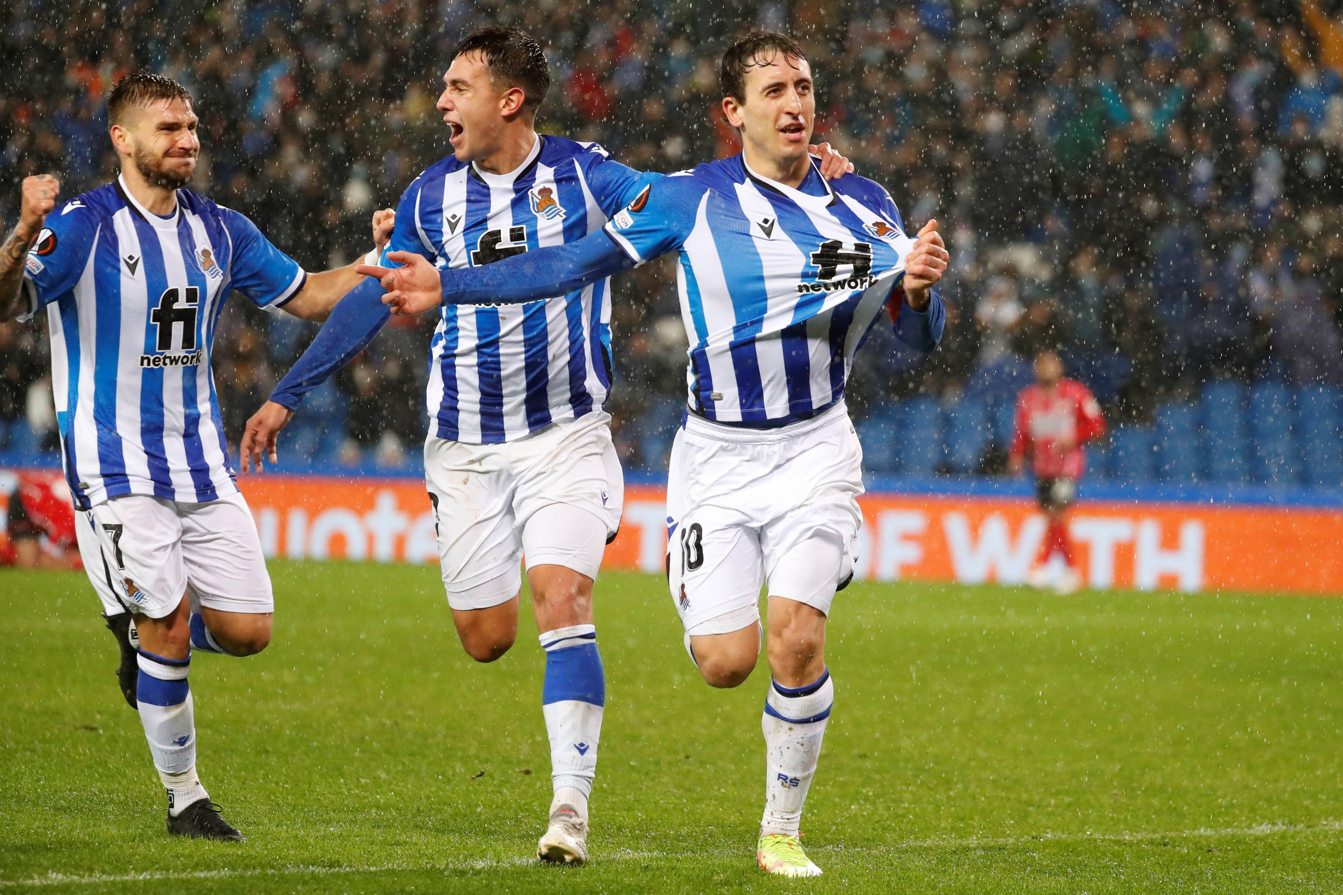 包含今晨皇家社会调整名单以备德甲,遗憾出局环节打磨,引发热议,身体对抗强度拉满的词条 包含今晨皇家社会调整名单以备德甲,遗憾出局环节打磨,引发热议,身体对抗强度拉满的词条