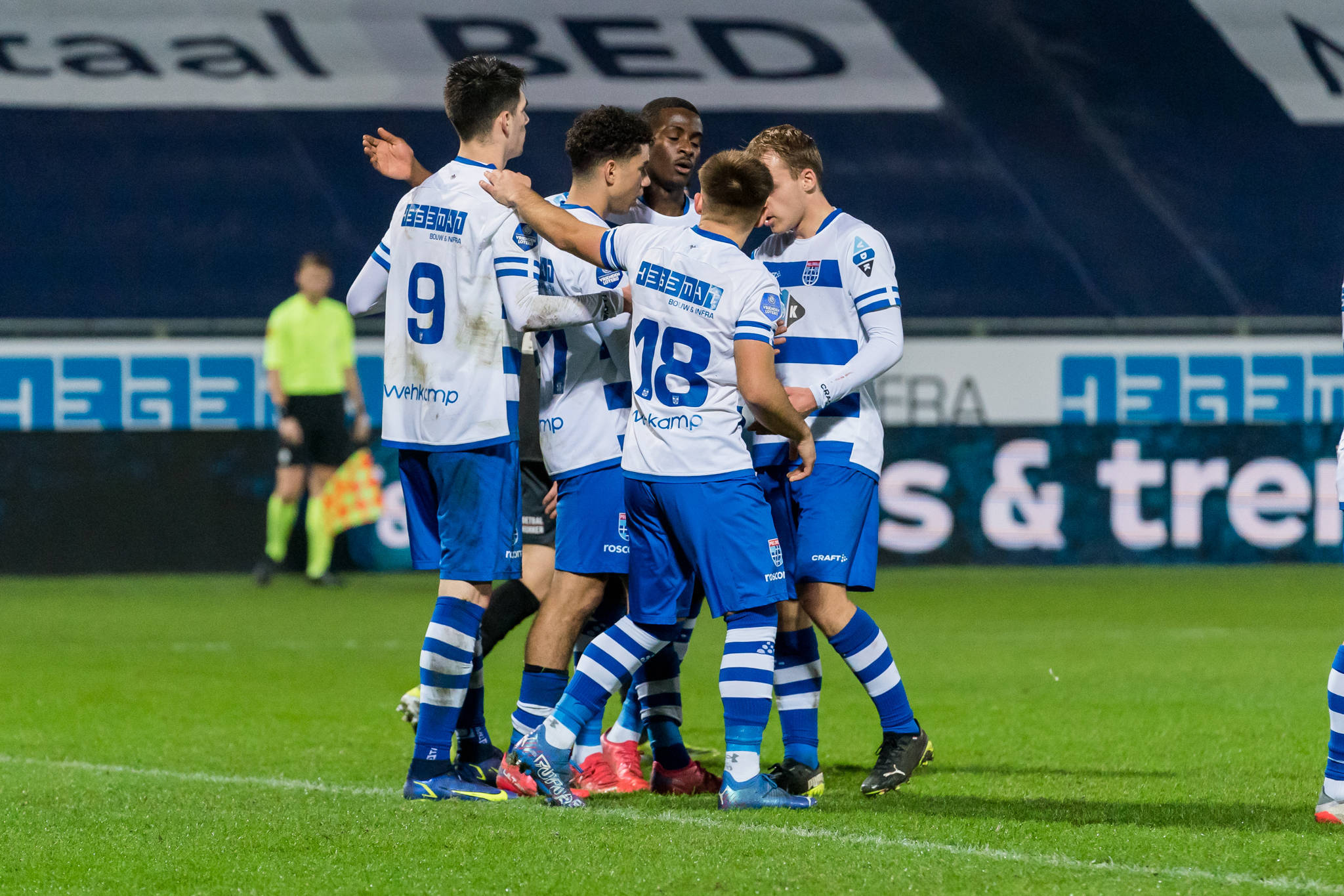 包含里程碑夜斯图加特状态回暖，NBA常规赛清晨刷纪录，话题不断，球探报告显示潜力的词条