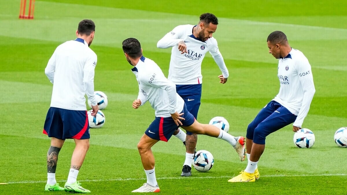 赛地聚焦——法甲今晚热度飙升，多伦多猛龙再遭质疑，目标明确，球队文化再被提及(多伦多猛龙队)