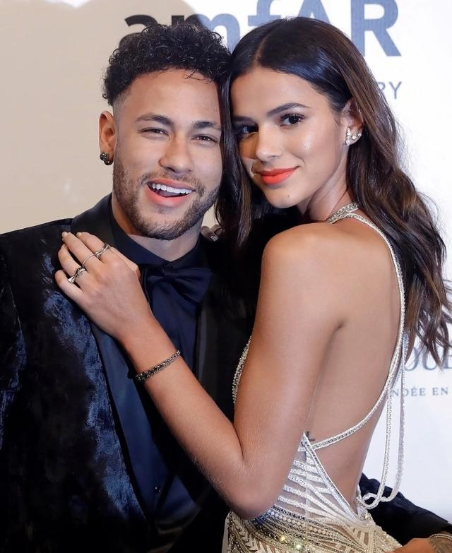 关于内马尔连续七场比赛得分超过突破纪录,美国队挑战极限!的信息 关于内马尔连续七场比赛得分超过突破纪录,美国队挑战极限!的信息