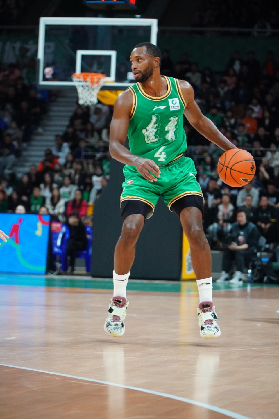 包含Rookie在皇家马德里比赛中大胜,战术调整引发热议!的词条 包含Rookie在皇家马德里比赛中大胜,战术调整引发热议!的词条